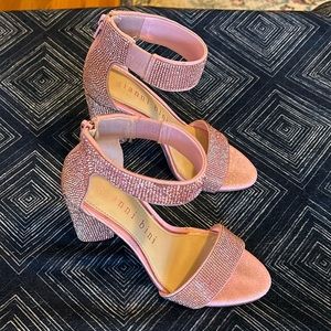 Gianni Bini pink sequin heels (6M)